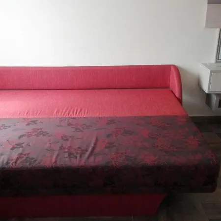 къщата с чешмата Apartment *