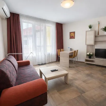 Apartment къщата с чешмата *