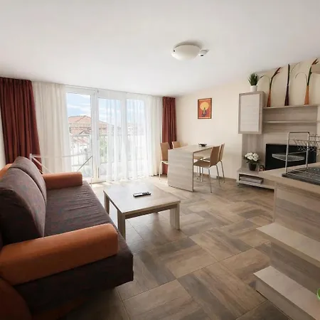 Apartment къщата с чешмата *