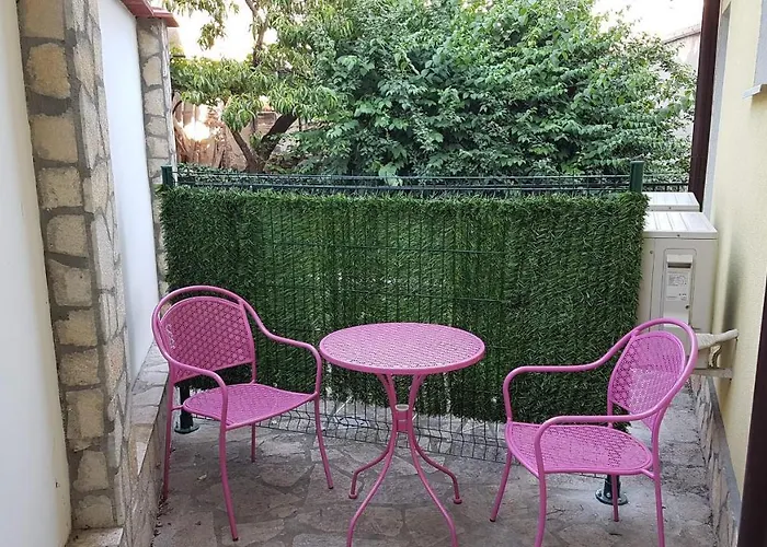 къщата с чешмата