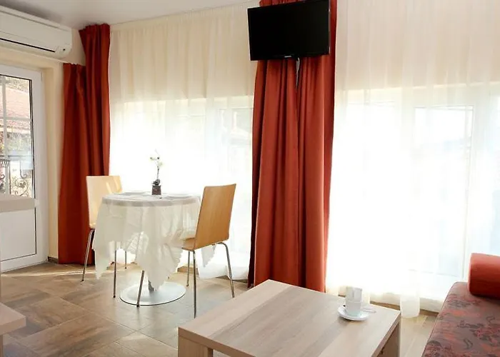 къщата с чешмата Apartment